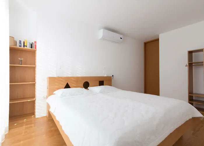 Apartment Beta